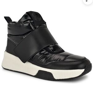 Nine West Black and White Women's Sneakers